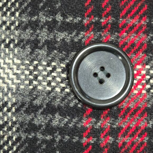 Vintage Pendleton 100% Tartan Plaid Wool Pea Coat in Women's Size M, Red & Black - Picture 11 of 14